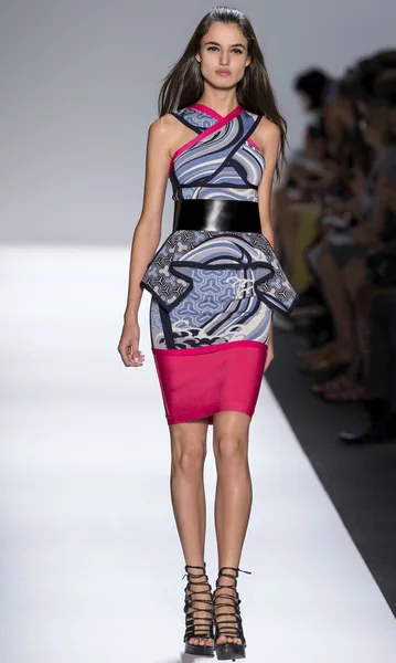 Herve Leger - 2015 Spring Collection — Stok Foto