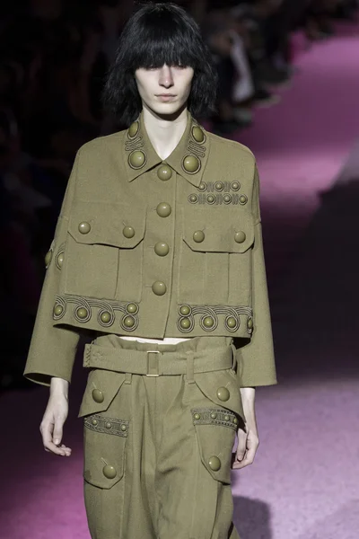 Marc Jacobs - 2015 Coleção Primavera — Fotografia de Stock