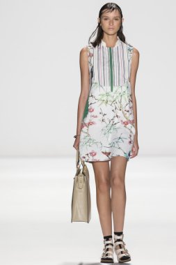 Vivienne Tam - 2015 bahar koleksiyonu