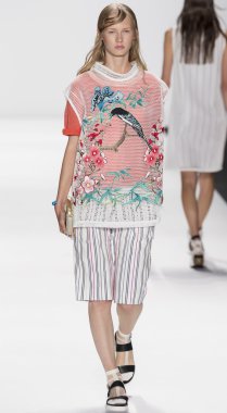 Vivienne Tam - 2015 bahar koleksiyonu