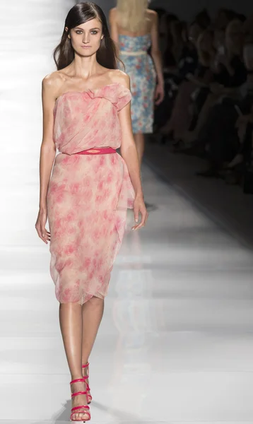 Reem Acra - 2015 Spring Collection — Stock Photo, Image