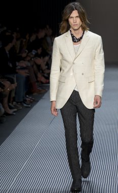 John Varvatos - Bahar 2016 Yaz koleksiyonu