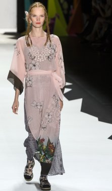 Desigual - Spring 2016 Collection