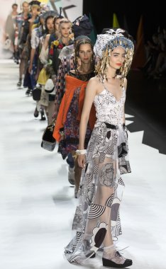 Desigual - Spring 2016 Collection