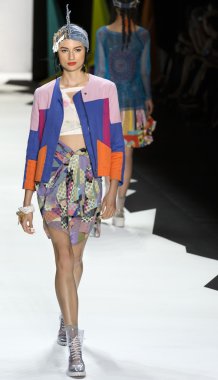 Desigual - Spring 2016 Collection