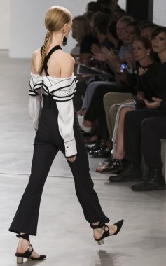 Proenza Schouler - Spring Summer 2016 Collection