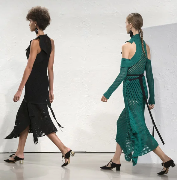 Proenza Schouler - Collezione Primavera Estate 2016 — Foto Stock