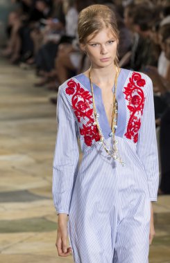 Tory Burch - bahar 2016 yaz koleksiyonu