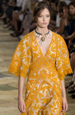 Tory Burch - bahar 2016 yaz koleksiyonu