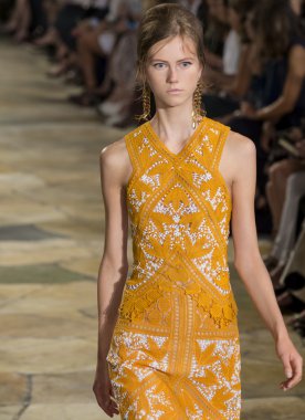 Tory Burch - bahar 2016 yaz koleksiyonu