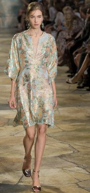 Tory Burch - bahar 2016 yaz koleksiyonu
