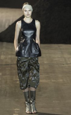 Phillip Lim - bahar 2016 yaz koleksiyonu
