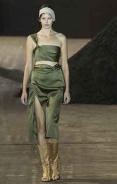 Phillip Lim - bahar 2016 yaz koleksiyonu