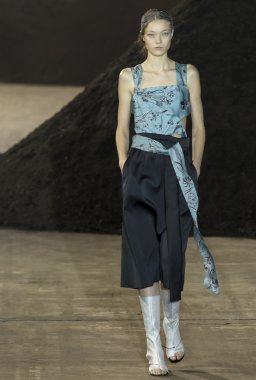 Phillip Lim - bahar 2016 yaz koleksiyonu