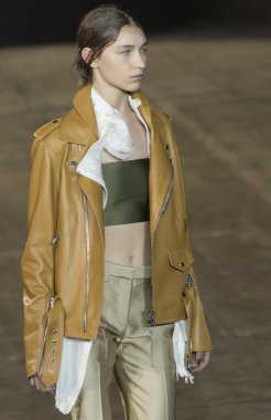 Phillip Lim - bahar 2016 yaz koleksiyonu