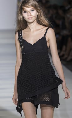 Dizel siyah altın - bahar 2016 yaz koleksiyonu