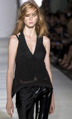 Dizel siyah altın - bahar 2016 yaz koleksiyonu