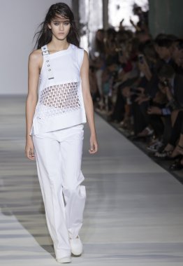 Dizel siyah altın - bahar 2016 yaz koleksiyonu