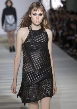 Dizel siyah altın - bahar 2016 yaz koleksiyonu