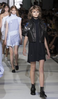 Dizel siyah altın - bahar 2016 yaz koleksiyonu