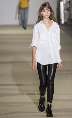 Dizel siyah altın - bahar 2016 yaz koleksiyonu