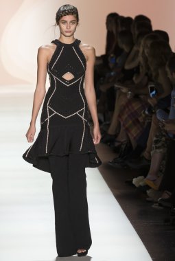 Herve Leger - Spring 2016 Collection