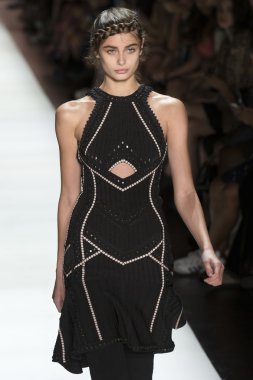 Herve Leger - Spring 2016 Collection
