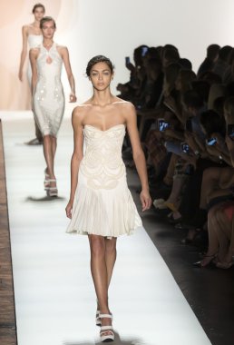 Herve Leger - Spring 2016 Collection