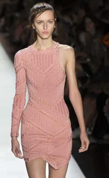 Herve Leger - Spring 2016 Collection — 스톡 사진
