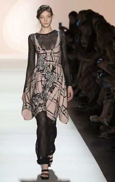 Herve Leger - Spring 2016 Collection