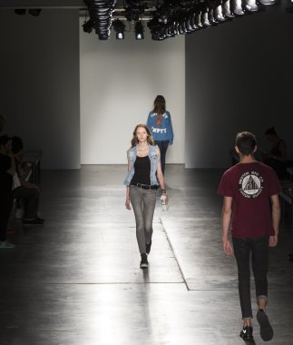 Custo Barcelona - Rehearsal - Spring Summer 2016 Collection