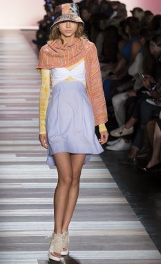 BCBG Max Azria - bahar 2016 koleksiyonu