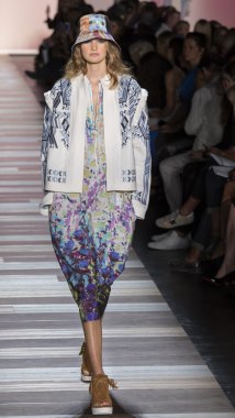 BCBG Max Azria - bahar 2016 koleksiyonu