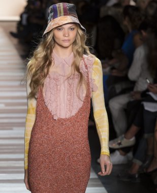 BCBG Max Azria - bahar 2016 koleksiyonu