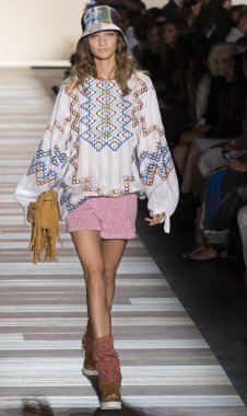 BCBG Max Azria - bahar 2016 koleksiyonu