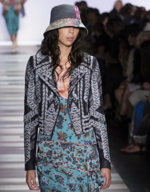 BCBG Max Azria - bahar 2016 koleksiyonu