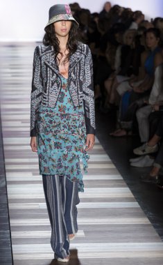 BCBG Max Azria - bahar 2016 koleksiyonu