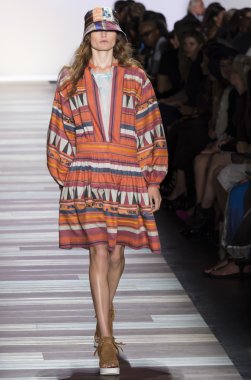 BCBG Max Azria - bahar 2016 koleksiyonu