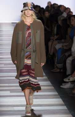 BCBG Max Azria - bahar 2016 koleksiyonu