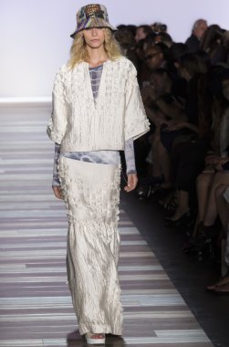 BCBG Max Azria - bahar 2016 koleksiyonu