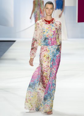 Monique Lhuillier - bahar 2016 koleksiyonu