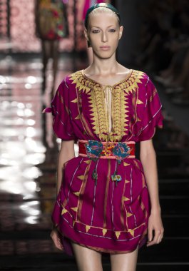 Reem Acra - Spring 2016 Collection