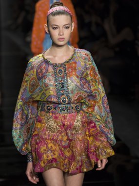 Reem Acra - Spring 2016 Collection