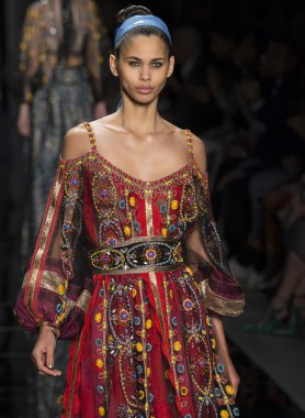 Reem Acra - Spring 2016 Collection