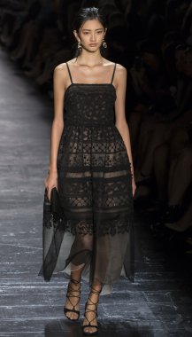 Dennis Basso - bahar 2016 koleksiyonu