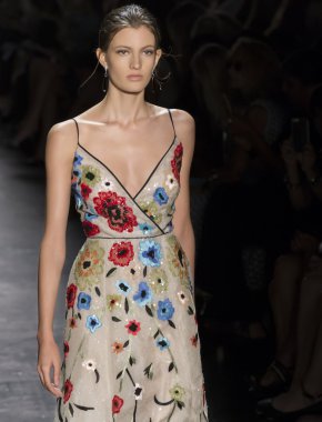 Dennis Basso - bahar 2016 koleksiyonu