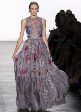 Dennis Basso - bahar 2016 koleksiyonu