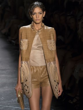 Dennis Basso - bahar 2016 koleksiyonu