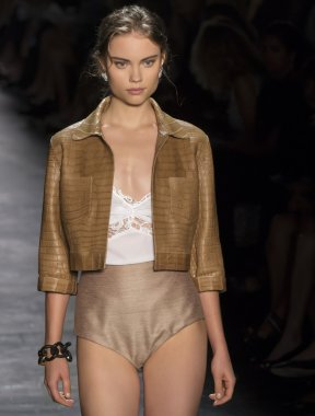 Dennis Basso - bahar 2016 koleksiyonu