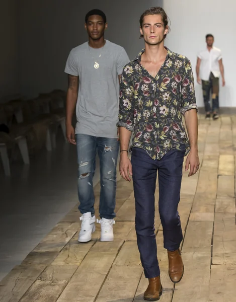 Greg Lauren - Rehearsal - Spring 2016 Collection — Stock Photo, Image